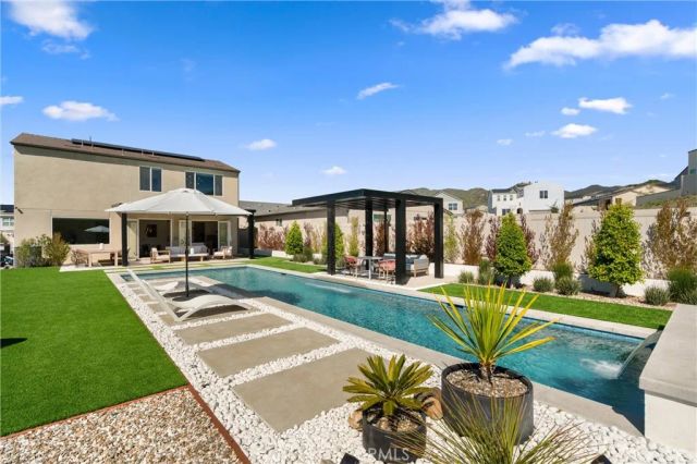 333 Canter Court, Fallbrook, CA 92028