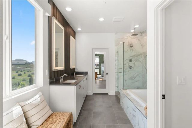 333 Canter Court, Fallbrook, CA 92028