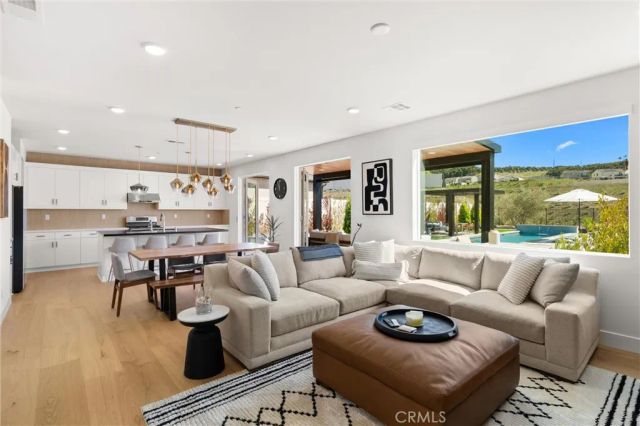 333 Canter Court, Fallbrook, CA 92028