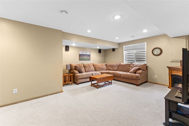 1415 Maple Drive, Adel, IA 50003