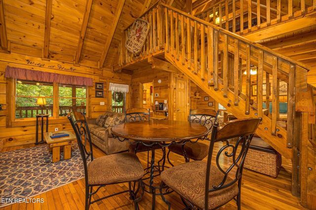 1823 Laurel Valley Way, Sevierville, TN 37862