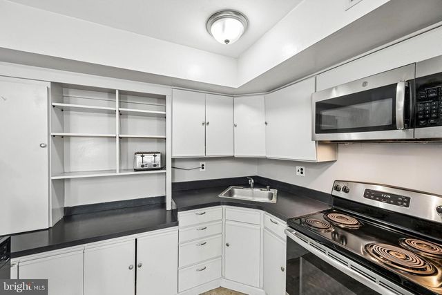 1408 BERWYCK CT, Sicklerville, NJ 08081