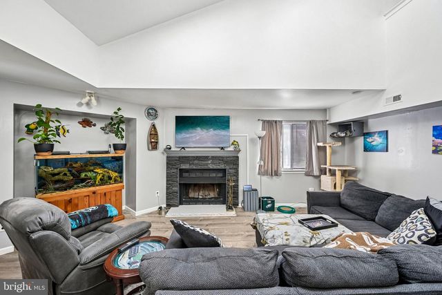 1408 BERWYCK CT, Sicklerville, NJ 08081