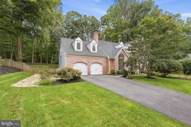 7315 SCARLET OAK CT, Fairfax Station, VA 22039