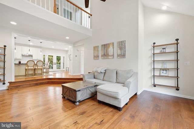 7315 SCARLET OAK CT, Fairfax Station, VA 22039