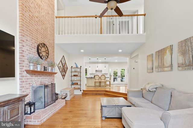 7315 SCARLET OAK CT, Fairfax Station, VA 22039