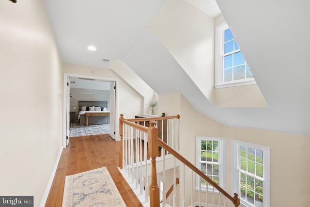 7315 SCARLET OAK CT, Fairfax Station, VA 22039