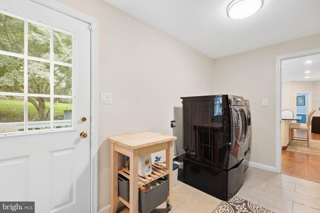 7315 SCARLET OAK CT, Fairfax Station, VA 22039