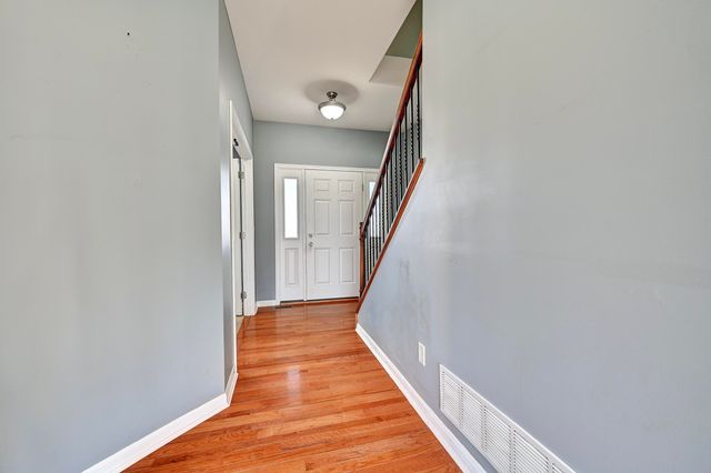 9004 Fort Henry Drive, Union, KY 41091