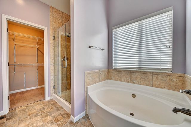 9004 Fort Henry Drive, Union, KY 41091