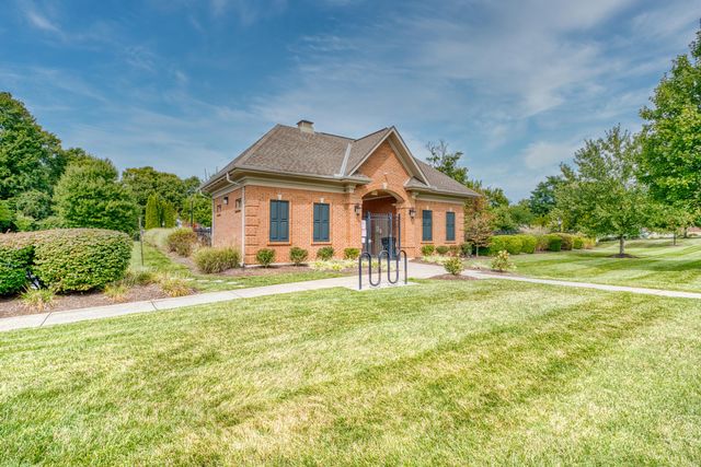 9004 Fort Henry Drive, Union, KY 41091