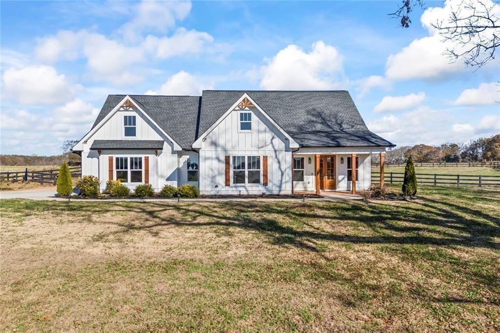 7588 Highway 98 W Road, Commerce, GA 30530