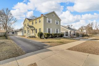 333 WOODWARD Avenue 1, Rochester, MI 48307
