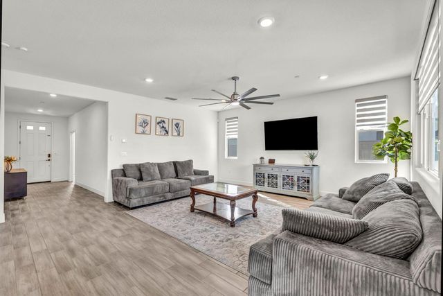 10933 Monomoy Way, Stockton, CA 95219