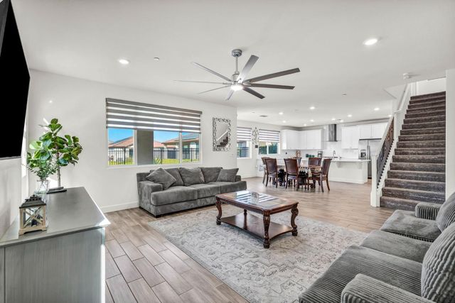 10933 Monomoy Way, Stockton, CA 95219