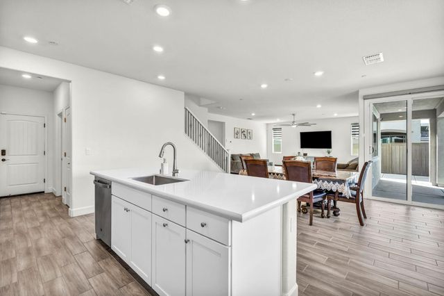 10933 Monomoy Way, Stockton, CA 95219