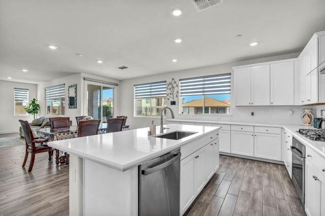 10933 Monomoy Way, Stockton, CA 95219
