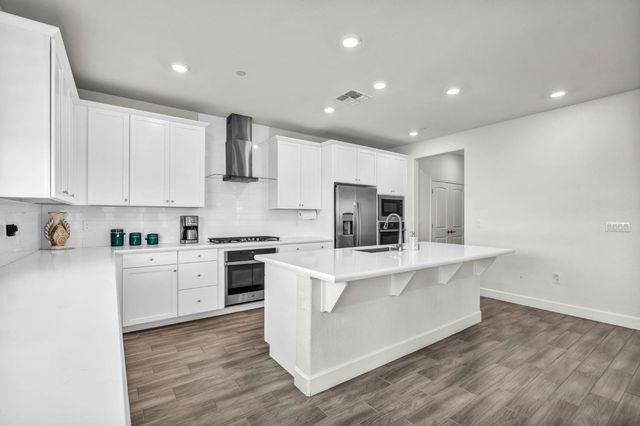 10933 Monomoy Way, Stockton, CA 95219