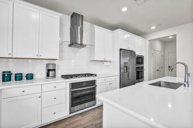 10933 Monomoy Way, Stockton, CA 95219
