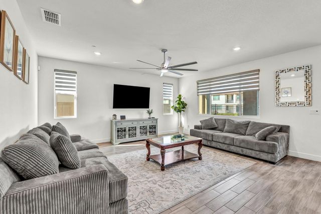 10933 Monomoy Way, Stockton, CA 95219