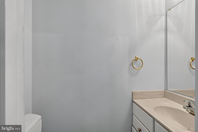 803 ARBERN PL, Newark, DE 19711