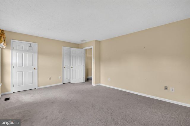 803 ARBERN PL, Newark, DE 19711