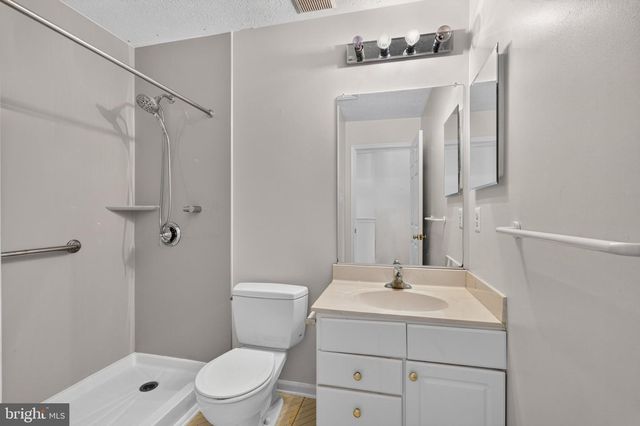 803 ARBERN PL, Newark, DE 19711