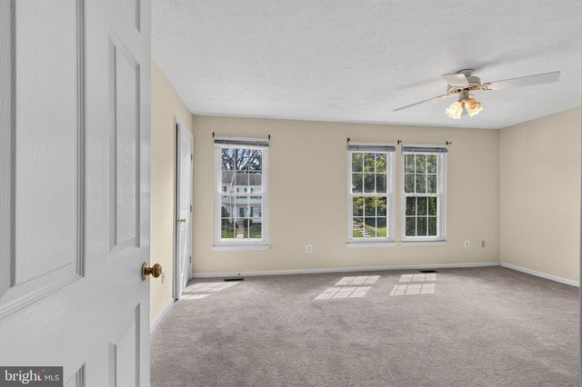 803 ARBERN PL, Newark, DE 19711