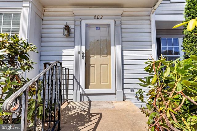 803 ARBERN PL, Newark, DE 19711