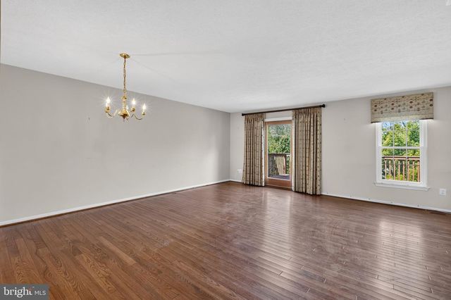 803 ARBERN PL, Newark, DE 19711