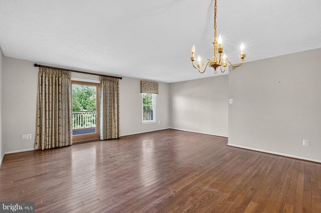 803 ARBERN PL, Newark, DE 19711