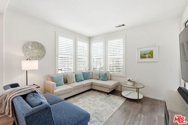 27022 Victoria Lane 87, Valencia, CA 91355