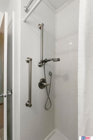 4621 S 46th Street, Lincoln, NE 68516