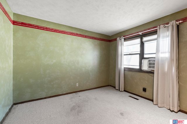 4621 S 46th Street, Lincoln, NE 68516