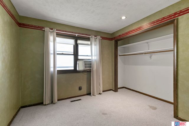 4621 S 46th Street, Lincoln, NE 68516