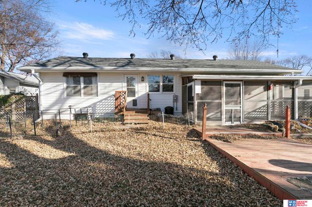 4621 S 46th Street, Lincoln, NE 68516