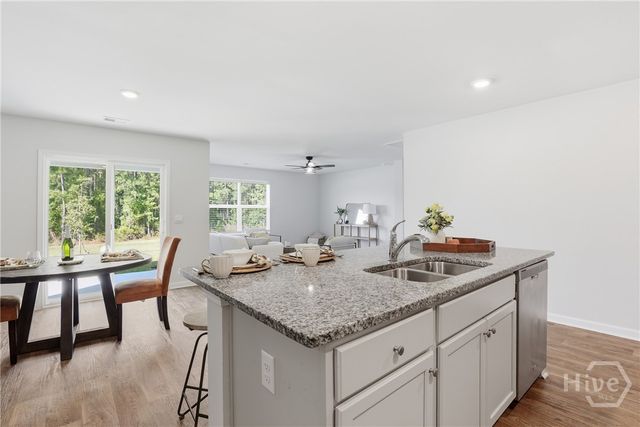 128 Skylark Road, Bloomingdale, GA 31302
