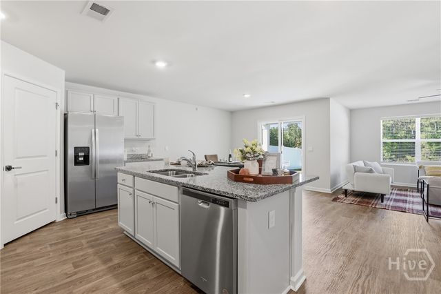 128 Skylark Road, Bloomingdale, GA 31302