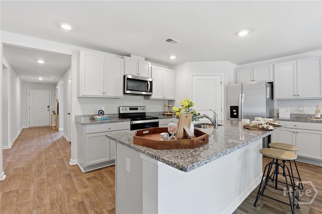 128 Skylark Road, Bloomingdale, GA 31302