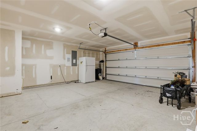 128 Skylark Road, Bloomingdale, GA 31302