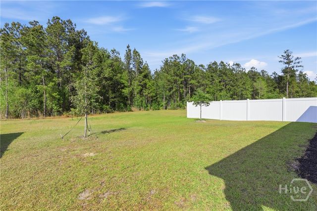 128 Skylark Road, Bloomingdale, GA 31302