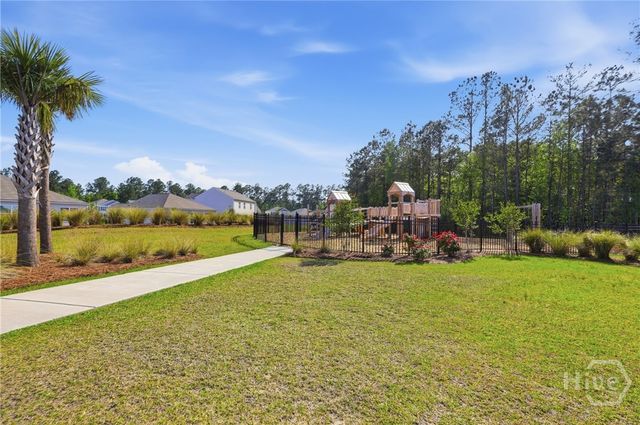128 Skylark Road, Bloomingdale, GA 31302