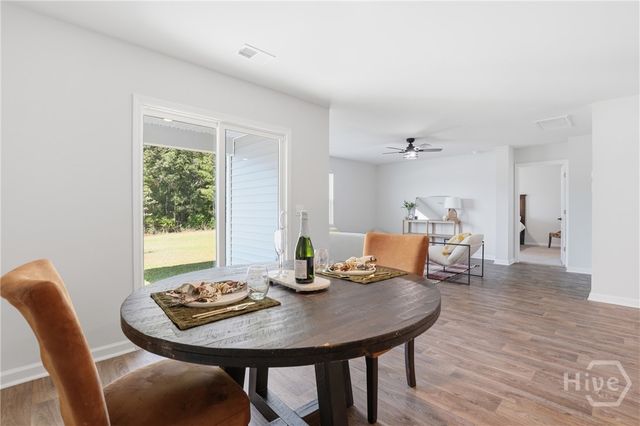 128 Skylark Road, Bloomingdale, GA 31302