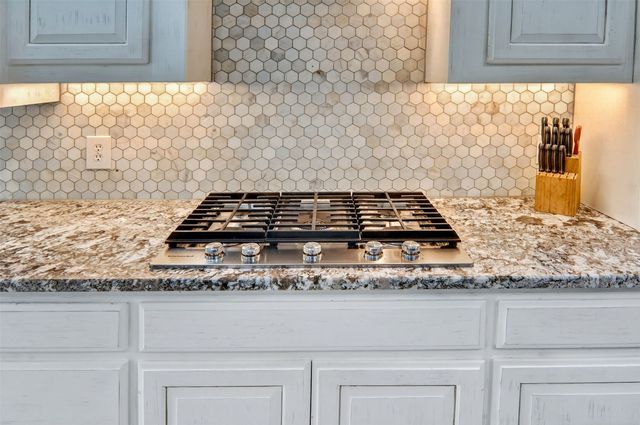 1202 Forest Park Drive, Weatherford, TX 76087