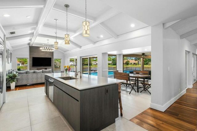 7619 Marbella Terrace, Boca Raton, FL 33433