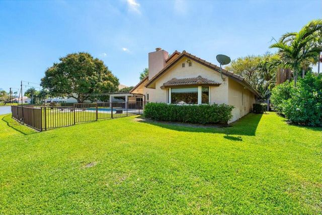 7619 Marbella Terrace, Boca Raton, FL 33433