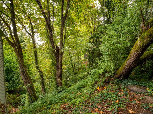 2174 Nw ASPEN Ave W, Portland, OR 97210