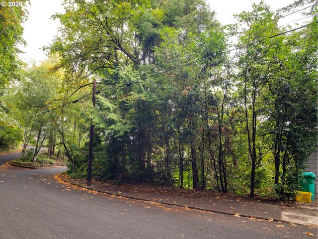 2174 Nw ASPEN Ave W, Portland, OR 97210