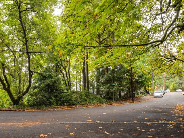 2174 Nw ASPEN Ave W, Portland, OR 97210