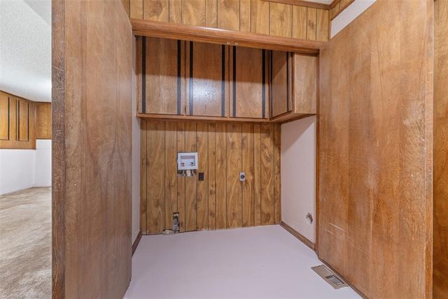 13517 Inverness Avenue, Oklahoma City, OK 73120